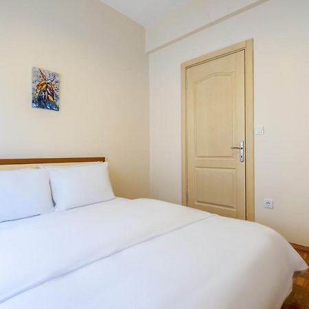 Cozy Flat Near Bagdat Street In Suadiye Istanbul Eksteriør billede