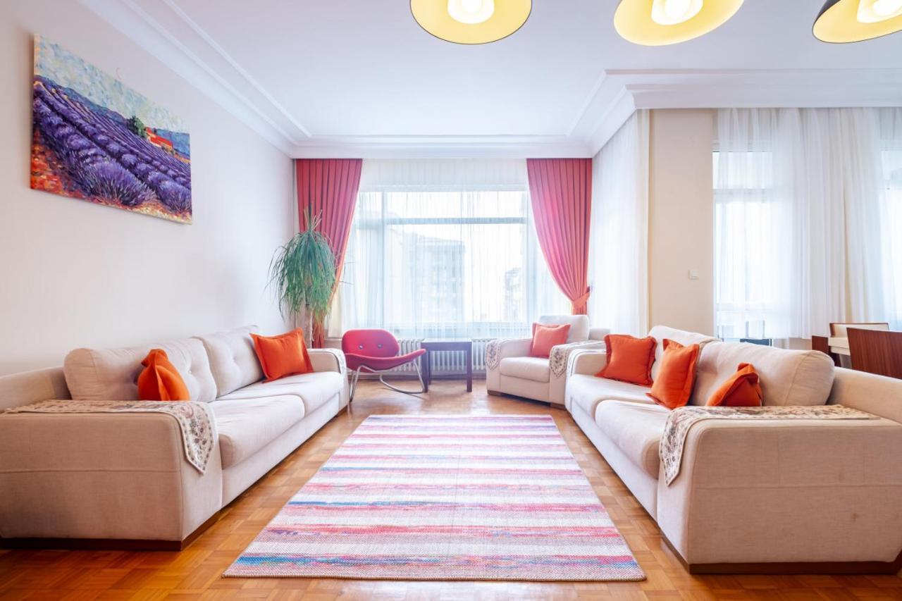 Cozy Flat Near Bagdat Street In Suadiye Istanbul Eksteriør billede